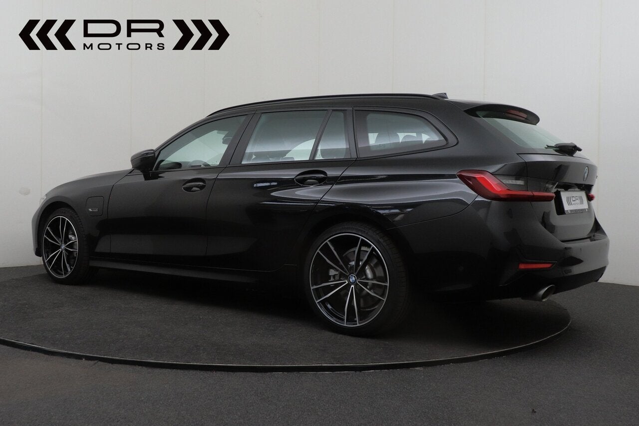 BMW 330 PHEV - ADAPTIVE CRUISE - DODE HOEK - SPORTZETELS, 0 kg, Euro 6, 216 kW, Noir