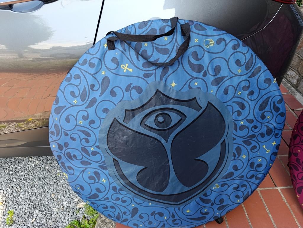 Tente Tomorrowland édition 2025, Ophalen