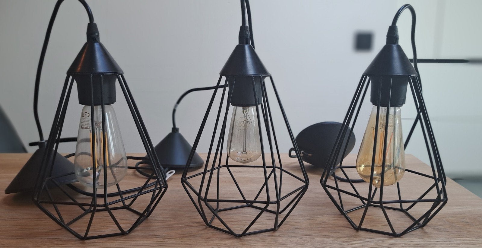 3 zwarte hanglampen, Maison & Meubles, Enlèvement, Comme neuf, Métal, E27 (grand)