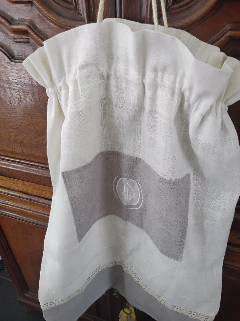 Sac à linge brodé, Neuf, Classique, Matériau naturel, Enlèvement