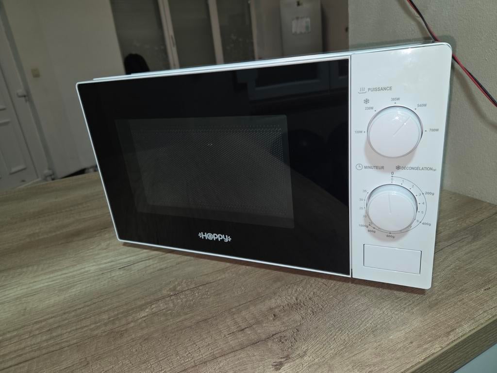 Micro onde tout neuf utiliser 1 fois, Elektronische apparatuur, Microgolfovens, Ophalen