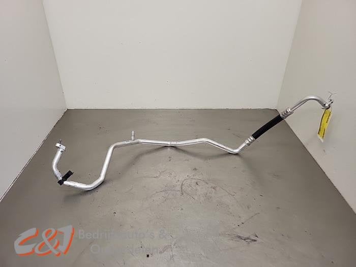 Tuyau clim d'un Opel Vivaro, -, Opel, 3 mois de garantie, Utilisé