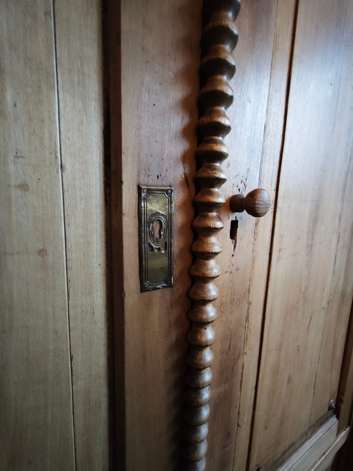 Antieke kast, Ophalen