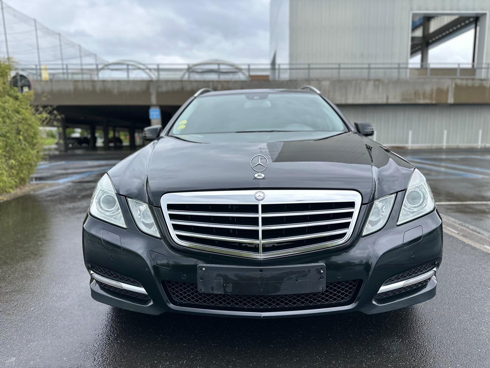 Mercedes e220 (2.2) Approuvé à vendre !, Autos, Euro 5, Achat, Diesel, Automatique