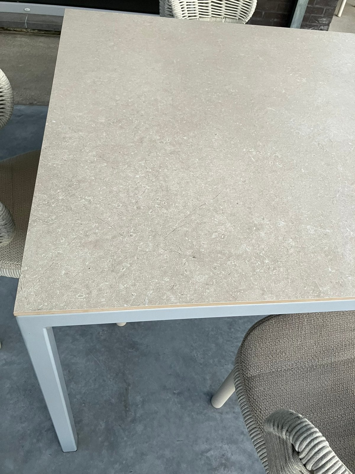 Tuintafel met keramisch blad, Tuin en Terras, Ophalen, Zo goed als nieuw, Aluminium