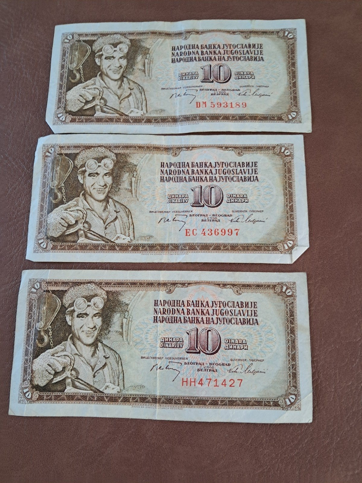 oude bankbiljetten joegoslavie, Postzegels en Munten, Ophalen