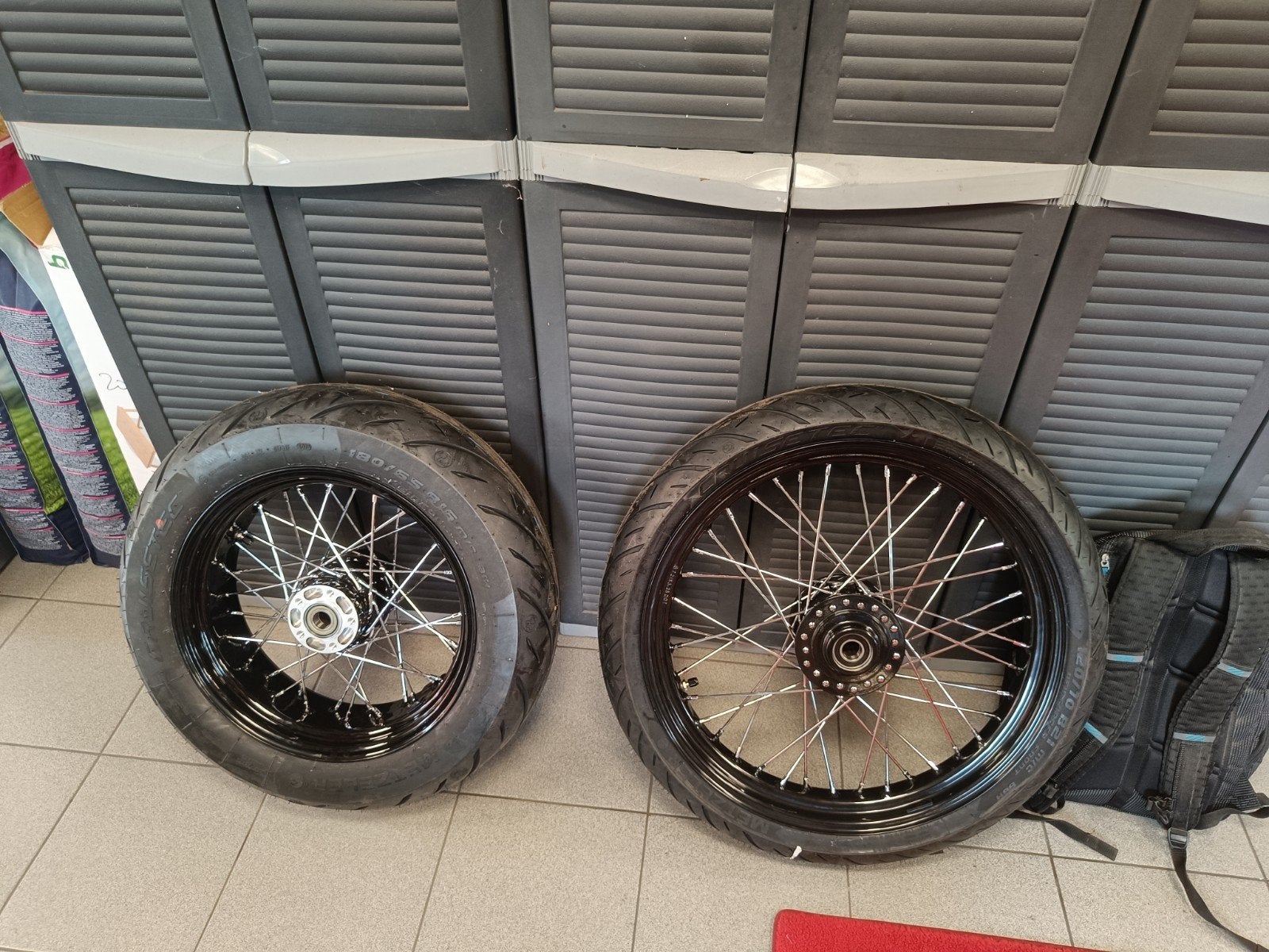 spaakwielen 21" en 16" street bob softail, Motoren, Ophalen, Nieuw