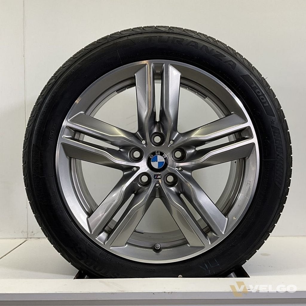 BMW X1 F48 X2 F39 SET VELGEN + ZOMERBANDEN 18 INCH ORIG. 570, Auto-onderdelen, 18 inch, Gebruikt, -, -