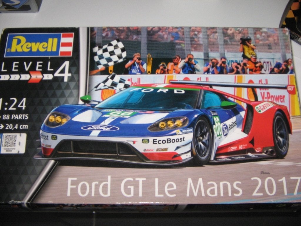 bouwdozen van ford auto's op 1/25, Hobby en Vrije tijd, Modelbouw | Auto's en Voertuigen, Ophalen of Verzenden, Nieuw, Auto, Revell