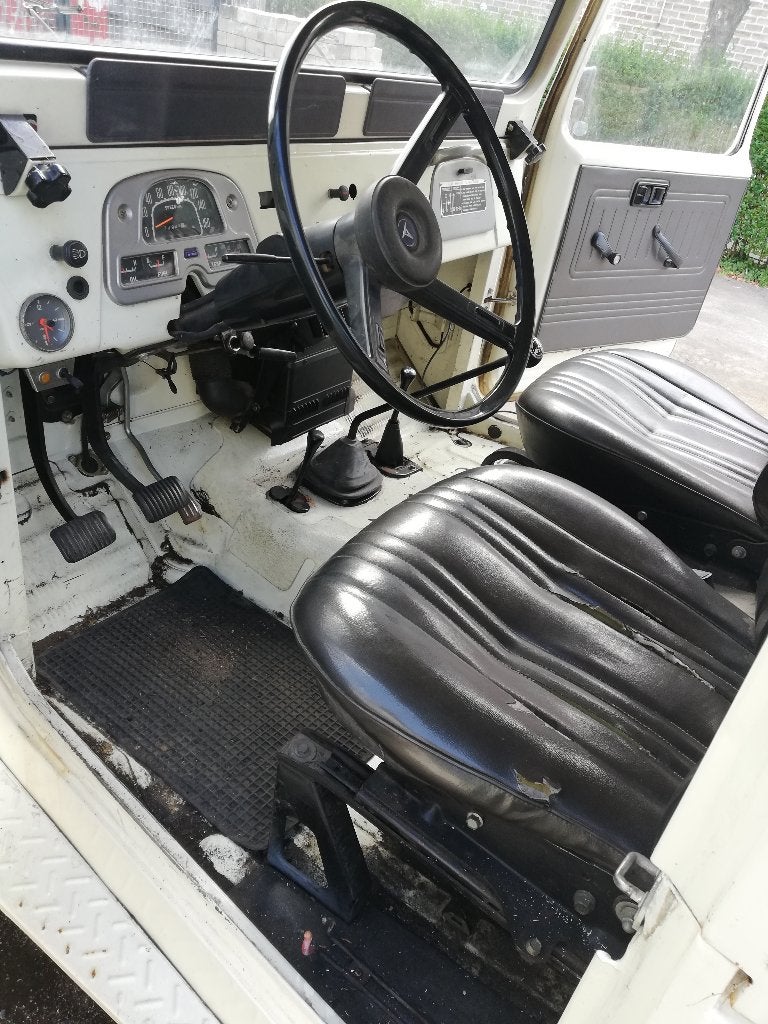 TOYOTA BJ 40, Ophalen