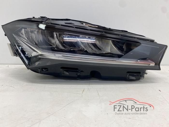 Skoda Superb IV Volled Koplamp Rechts, Ophalen of Verzenden, Gebruikt
