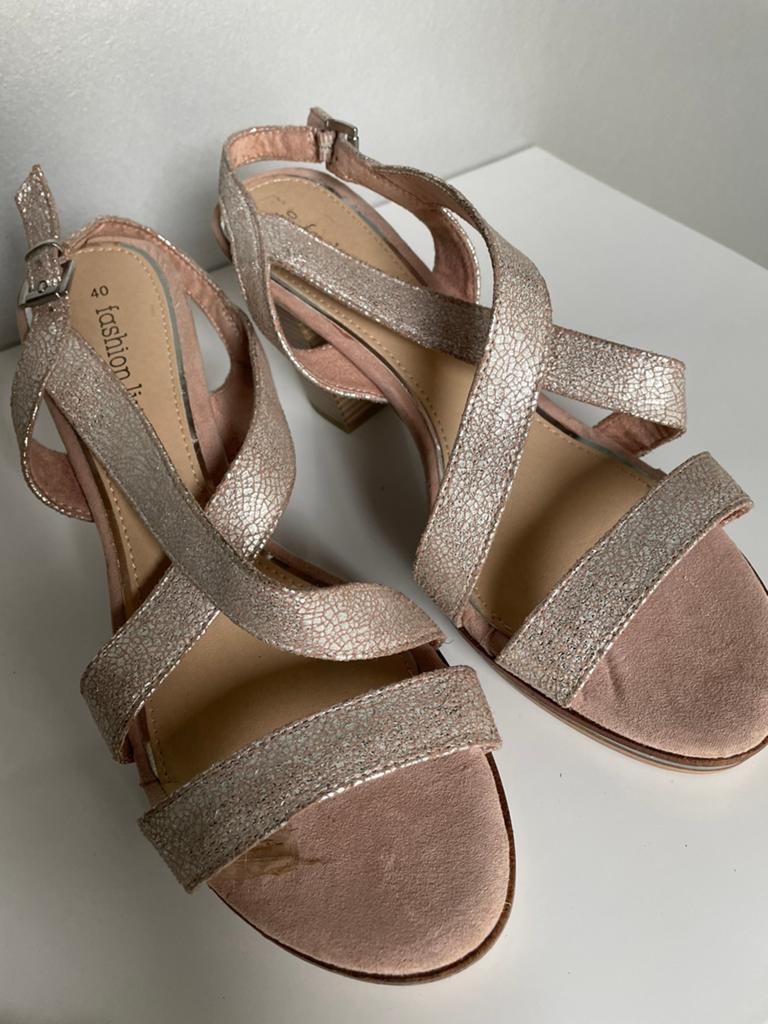 Sandalen, Kinderen en Baby's, Babykleding | Schoentjes en Sokjes, Ophalen, Zo goed als nieuw