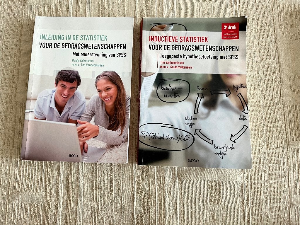 Handboeken statistiek en SPSS, Boeken, Ophalen, Gelezen, Hoger Onderwijs