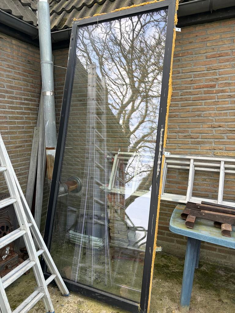 Vast raam zwart, Ophalen, Kunststof, Zo goed als nieuw, Inclusief glas