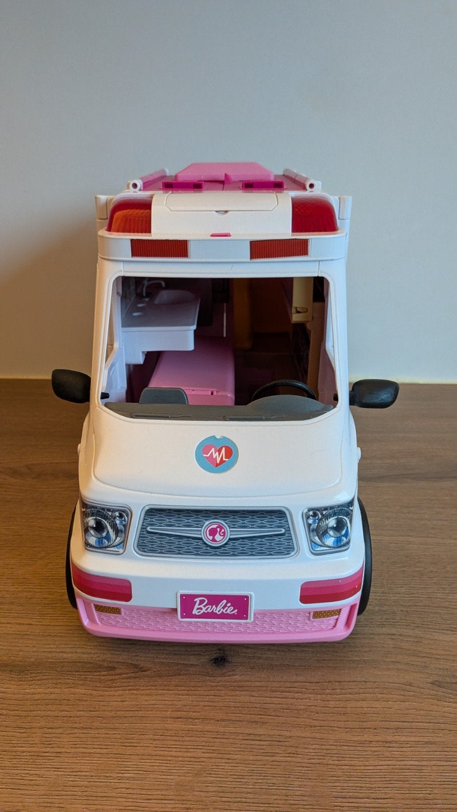 Barbie ambulance, Ophalen of Verzenden, Zo goed als nieuw