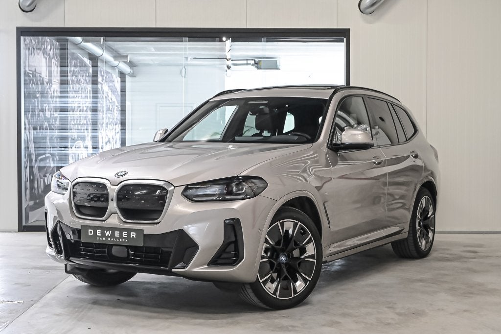 BMW IX3 Impressive, Auto's, BMW, Bedrijf, Te koop, iX3, 360° camera, ABS, Achteruitrijcamera, Adaptieve lichten, Adaptive Cruise Control