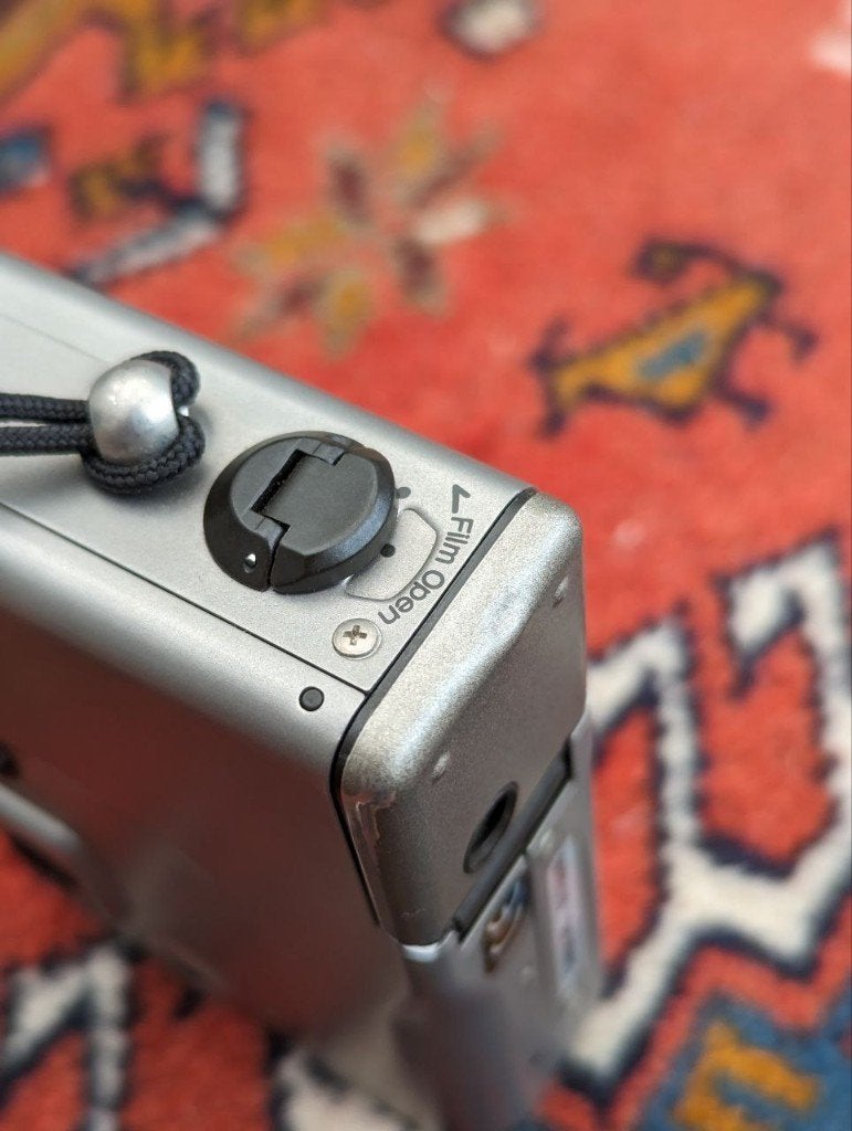 Canon IXUS vintage camera - 1996, Audio, Tv en Foto, Fotocamera's Analoog, Compact, Canon, Ophalen of Verzenden