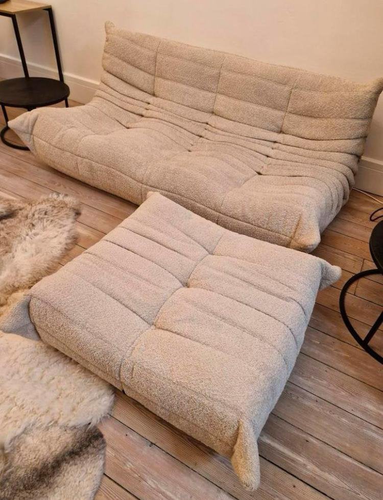 Beige bouclé / écru Togo 3zit met ottoman, Huis en Inrichting, Zetels | Zetels, Ophalen of Verzenden, Ligne roset edra knoll vitra sede artifort cassina b&b italia