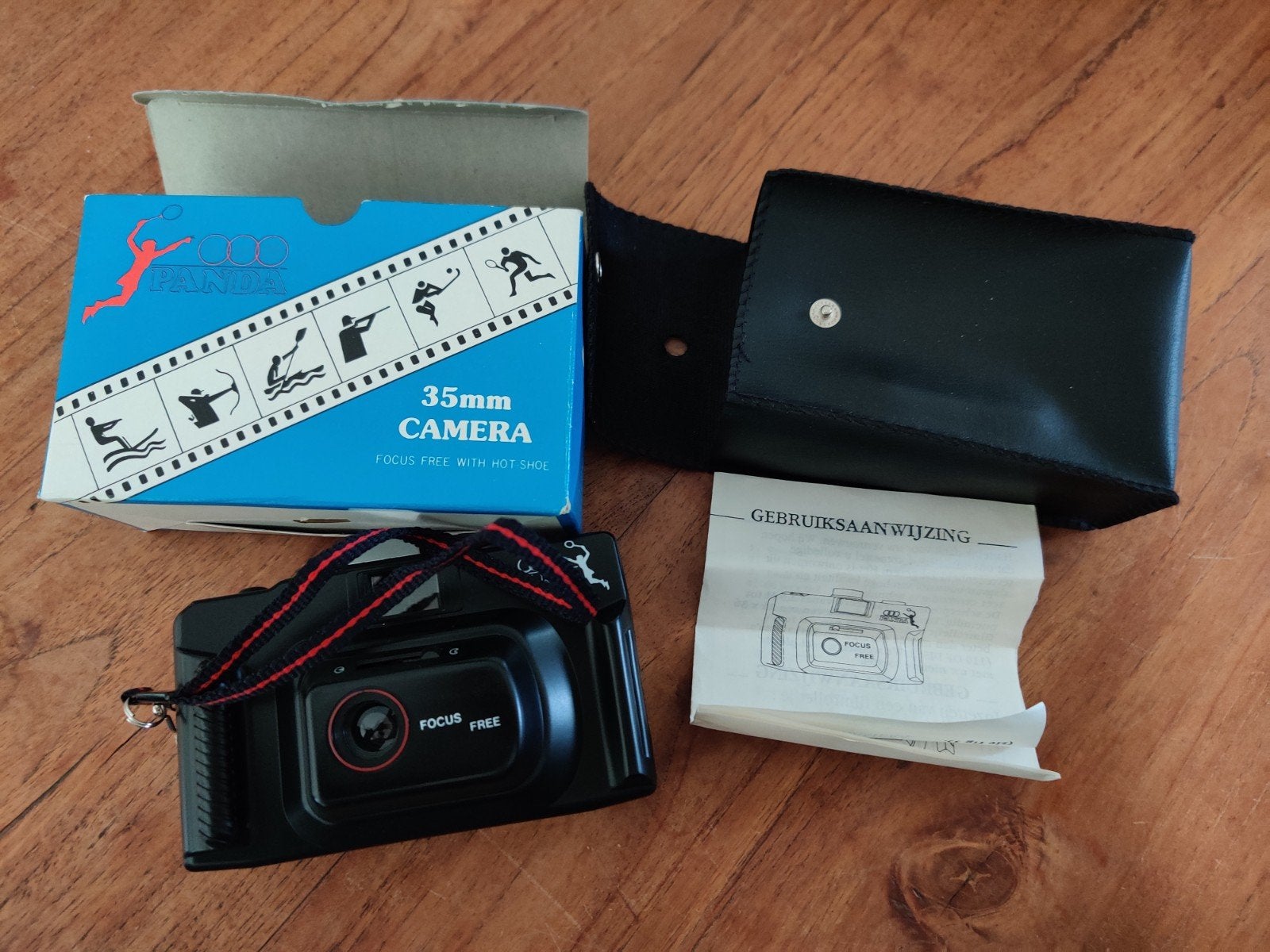 Panda 35 mm analoge fotocamera – compleet met accessoires, Audio, Tv en Foto, Ophalen, Zo goed als nieuw, Compact, Overige Merken