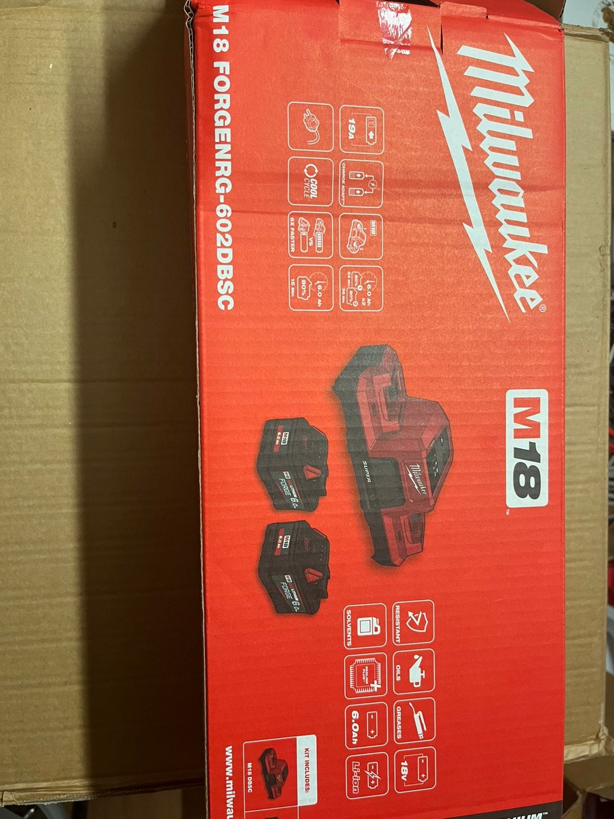 Milwaukee forge duo lader set, 2 batterijen, Doe-het-zelf en Bouw, Gereedschap | Machine-onderdelen en Toebehoren, Ophalen of Verzenden