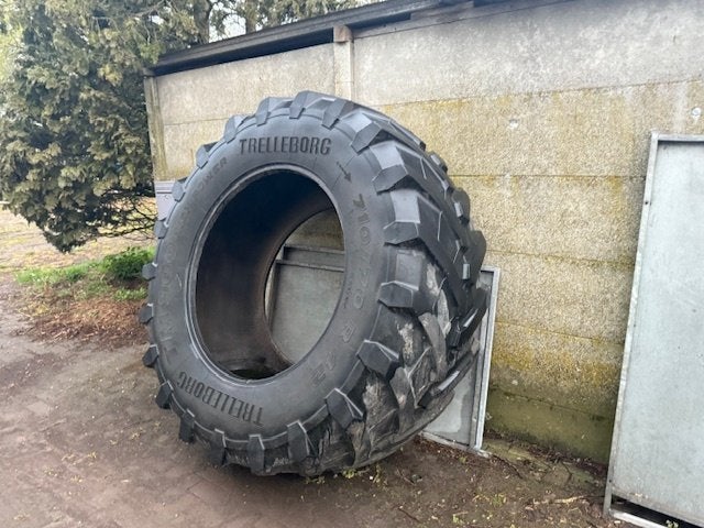 Tractor banden 710/70 R 42, Zakelijke goederen, Ophalen