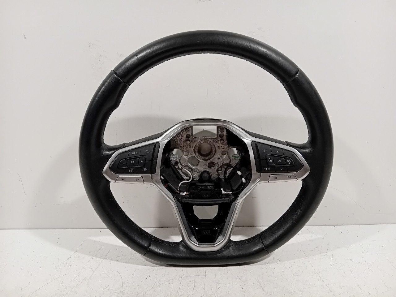 Stuur Volkswagen Polo, Onderdelen@venauto.nl, Van der Ven Autorecycling B.V., Ettenseweg 76, 4706 PB Roosendaal, The Netherlands