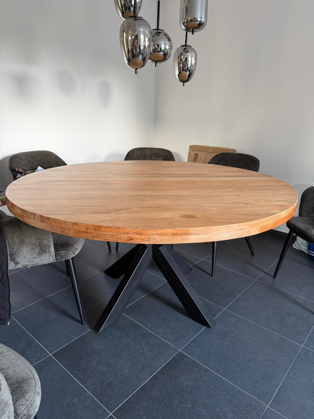 Table ronde en bois massif, Maison & Meubles, Enlèvement, Comme neuf, Métal