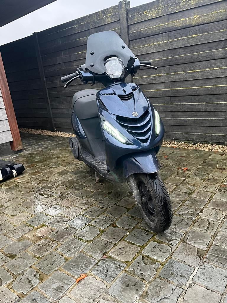 PIAGGIO ZIP 50cc 4T B-KLASSE      LAATSTE WEEK TE KOOP/RUIL!, Ophalen, Zo goed als nieuw, Elektrisch, Zip