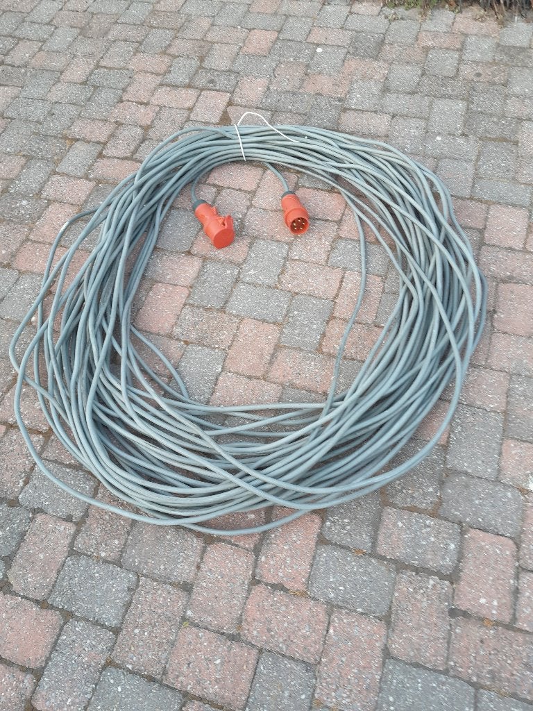Câble électrique de 380 V, Bricolage & Construction, Enlèvement, Utilisé, Autres marques, Câble ou Fil électrique