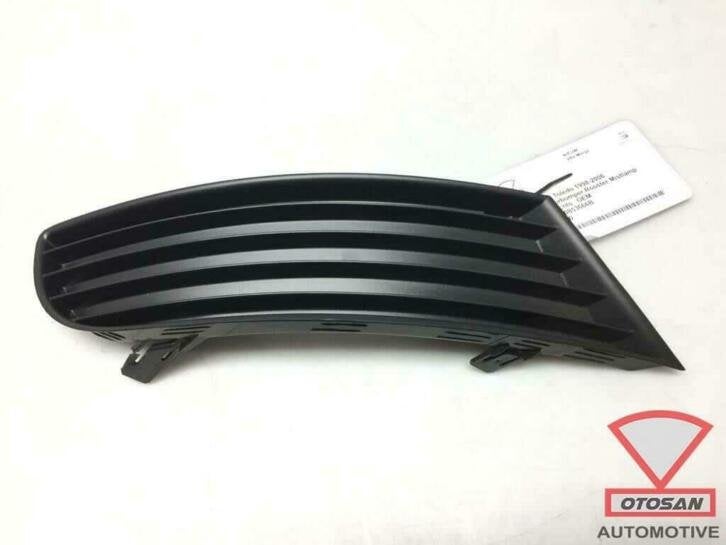 seat toledo 2000 grille de pare chocs avant droite nouveau!, Neuf, Pare-chocs, Autovia A-2, Km 585 585
08760  Martorell, ES, Droite