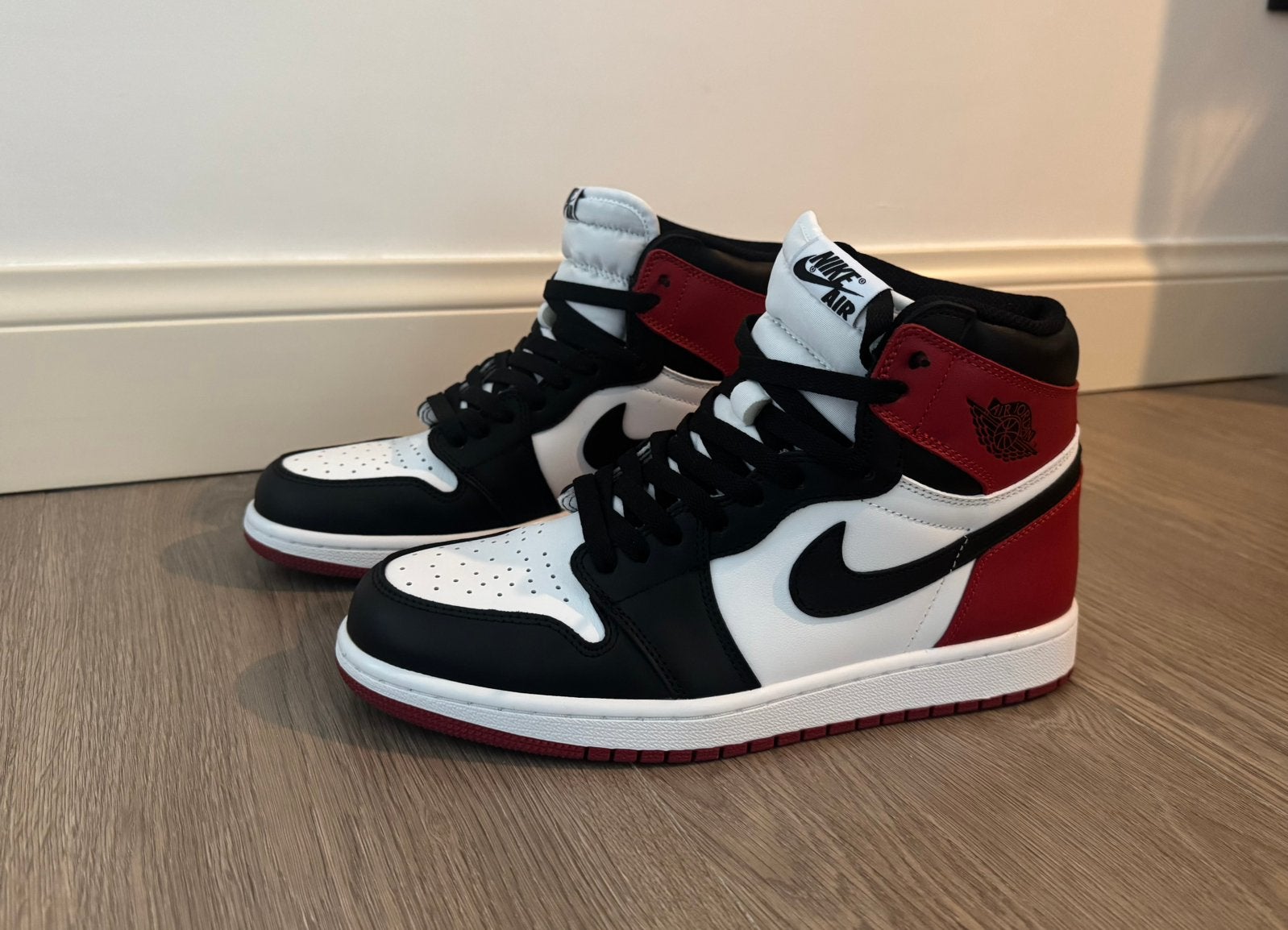Air Jordan 1 Retro ( Black Toe), Kleding | Heren, Schoenen, Ophalen of Verzenden, Zo goed als nieuw