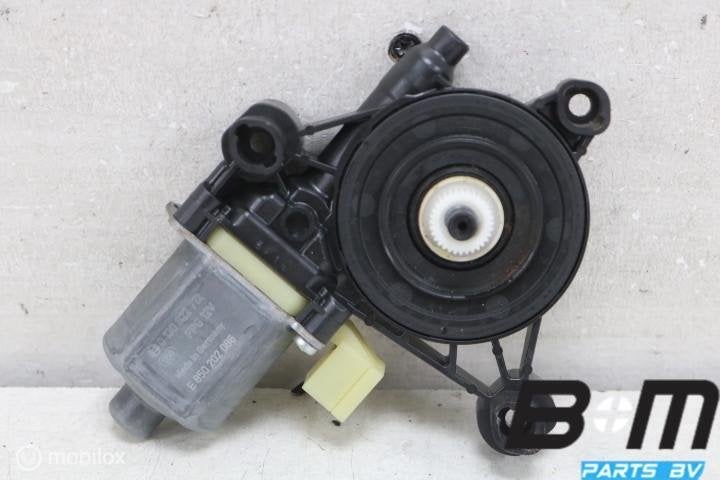 Raammotor rechtsachter Audi A3 8V FL 5Q0959802, Utilisé