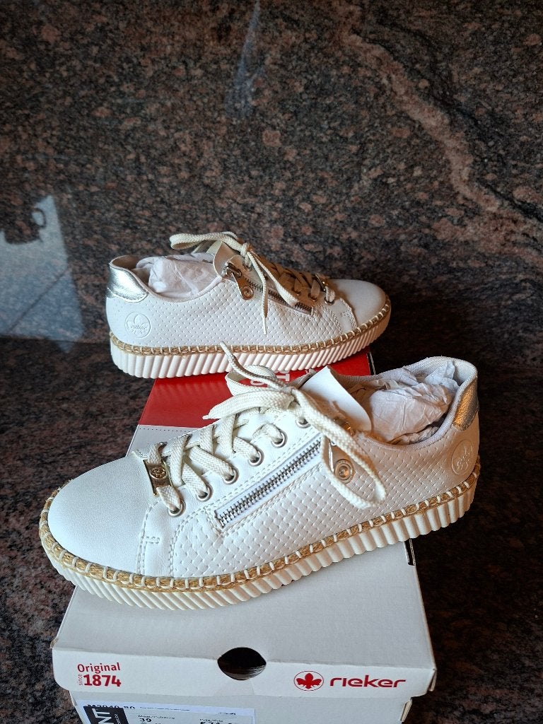 Rieker sneaker wit maat 39 - amper 2x gedragen, Kleding | Dames, Schoenen, Wit, Nieuw, Ophalen of Verzenden, Sneakers
