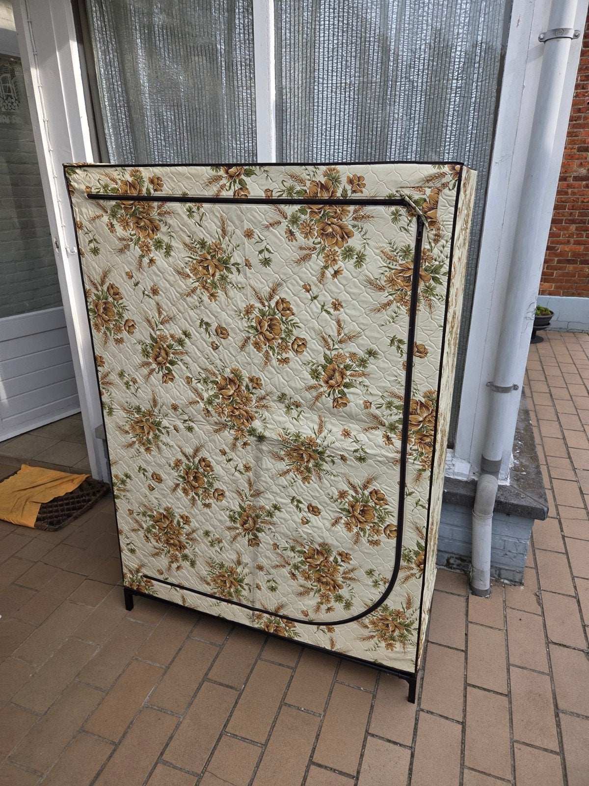 mooi kleerkastje perfecte staat, Ophalen