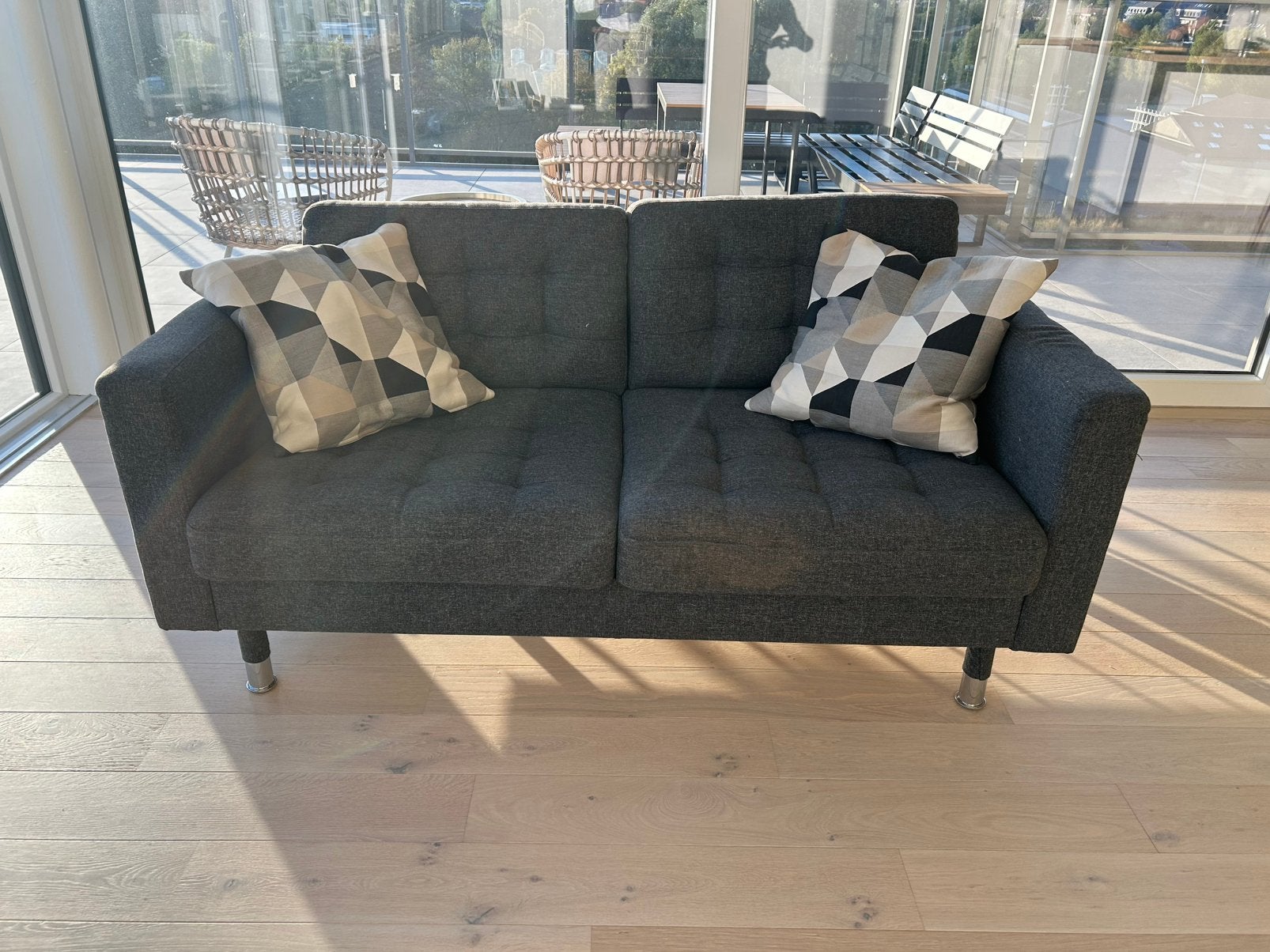 IKEA LANDSKRONA 2-zitszetel – Gunnared donkergrijs, Enlèvement ou Envoi, Utilisé, Deux personnes