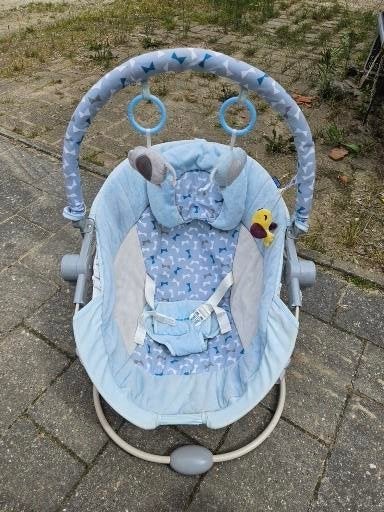 Babymix wipstoeltje met speelboog, muziek & trilfunctie, Kinderen en Baby's, Ophalen, Met gordel(s) of riempje(s)