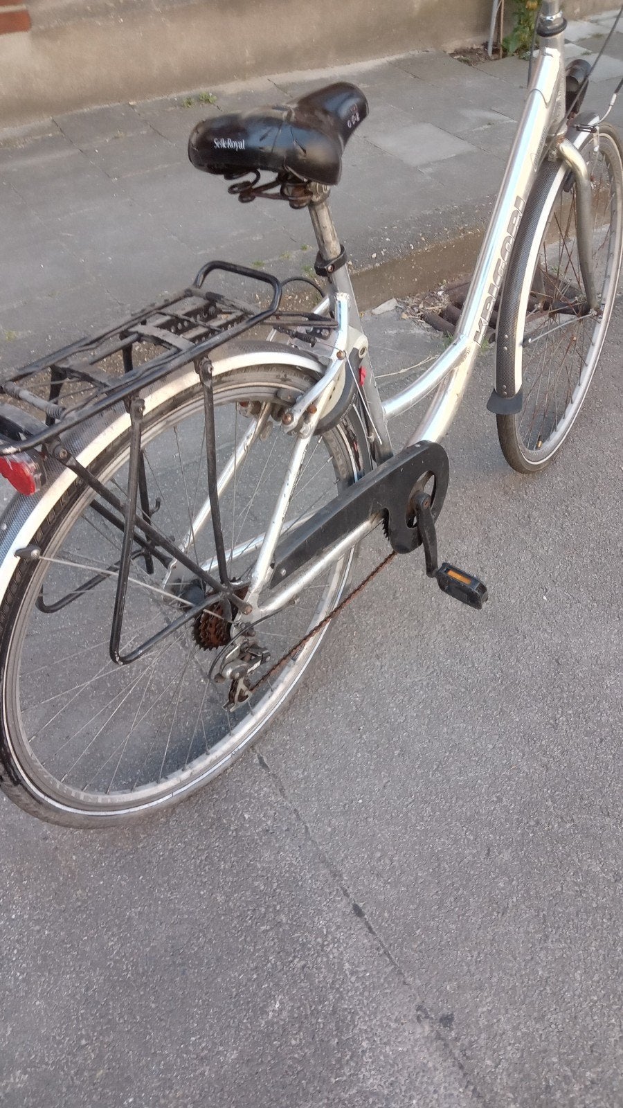 Sportive, Enlèvement, Vitesses