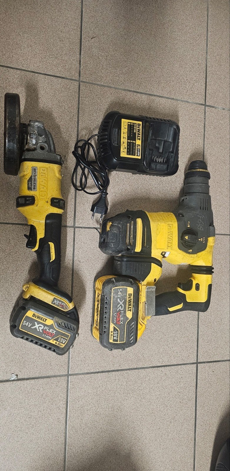 DeWalt 54V accu Boorhamer en Slijper, Klopboormechanisme, Ophalen, Boormachine, Gebruikt