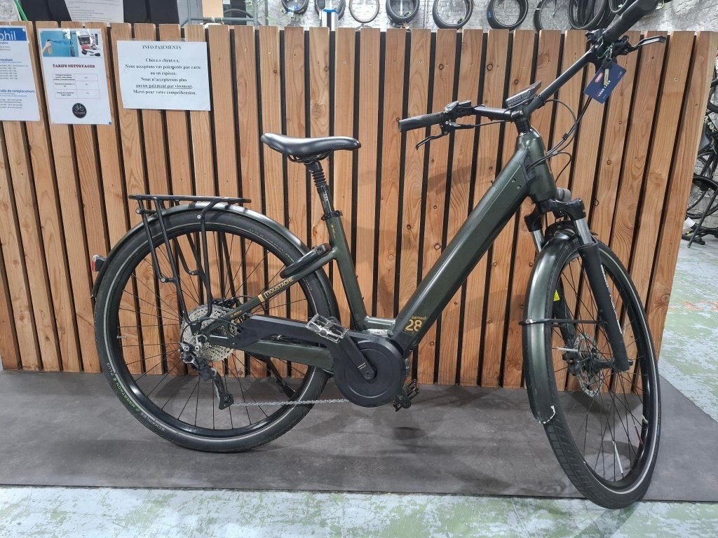 Vélo électrique Moustache Samedi 28 Vert taille M, Vélos & Vélomoteurs, Vélos électriques, Comme neuf, Moustache, 47 à 51 cm, 50 km par batterie ou plus