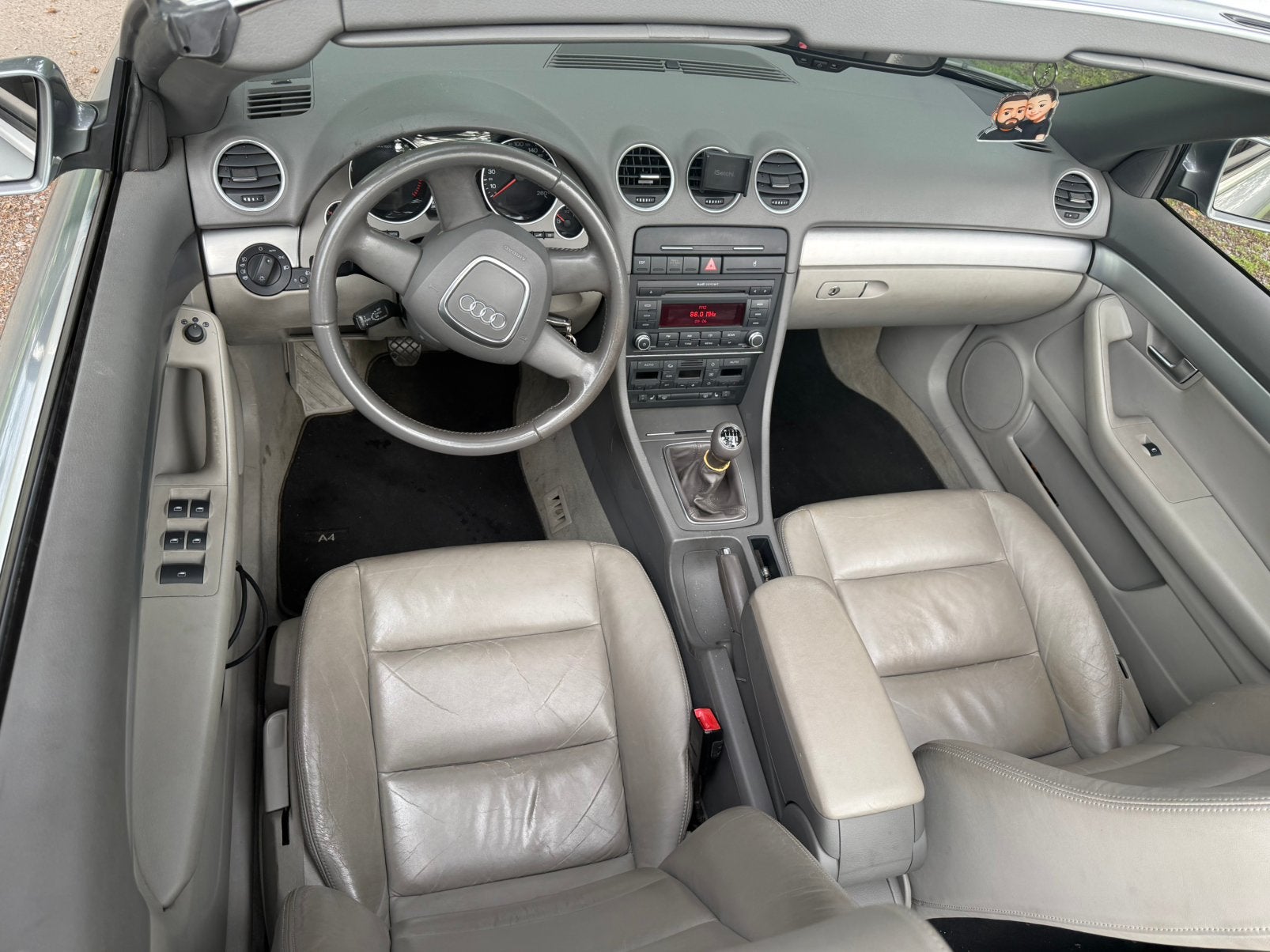 A4 cabriolet, Autos, Argent ou Gris, Achat, Beige, Cabriolet