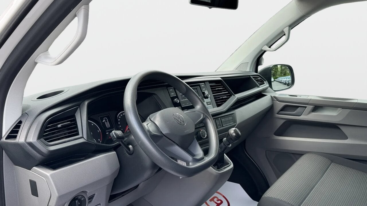 Volkswagen Transporter T6.1, Auto's, Bestelwagens en Lichte vracht, 0 cilinders, Bedrijf, https://public.car-pass.be/vhr/ff468b97-252d-474f-94c2-42f15f0e8278