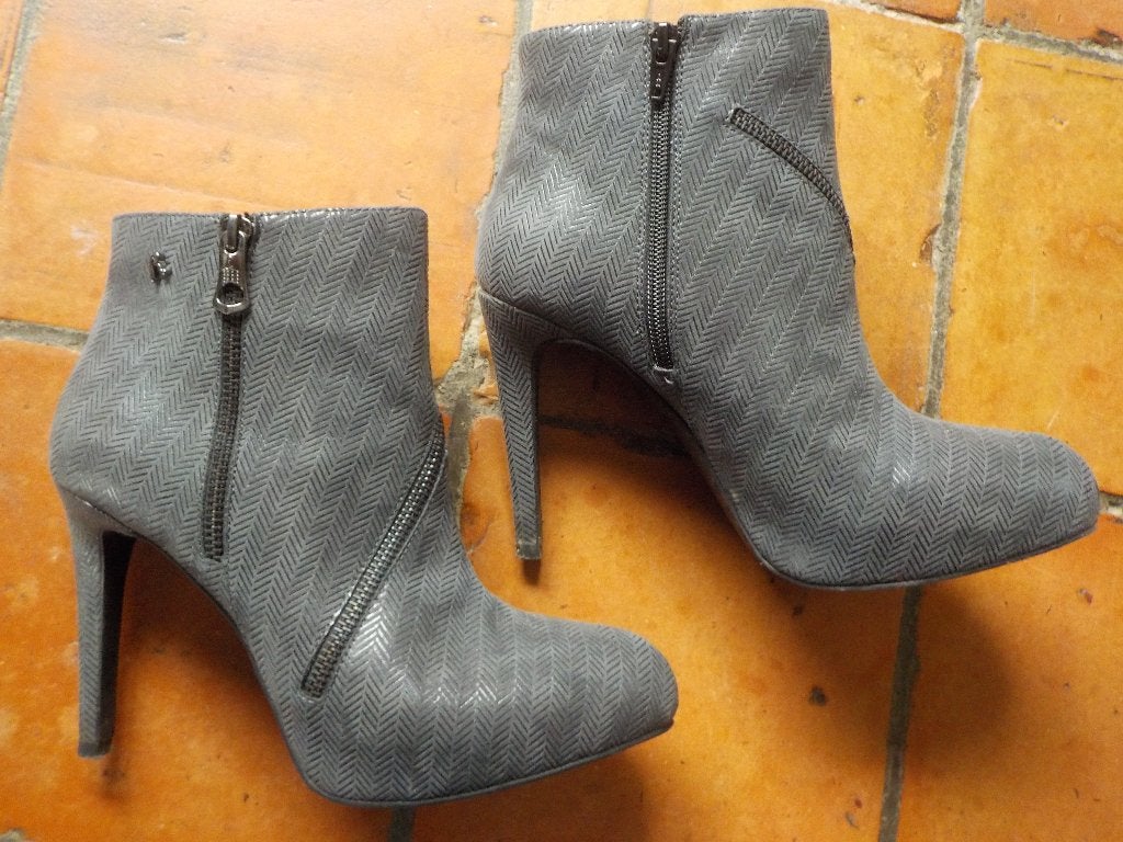 Escarpins sexy REPLAY comme neufs taille 40, Gris, Enlèvement ou Envoi, Escarpins, Replay