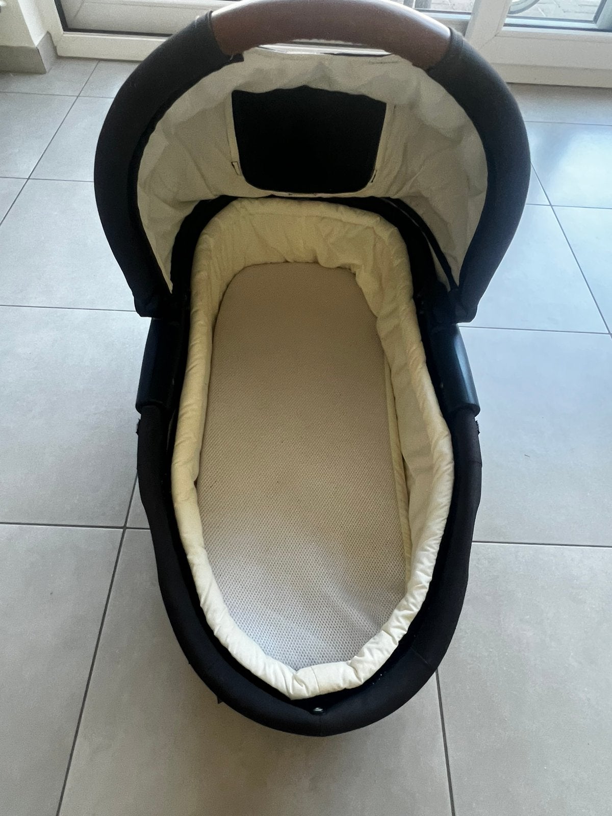 Baby wiegje te koop, Ophalen, Zo goed als nieuw