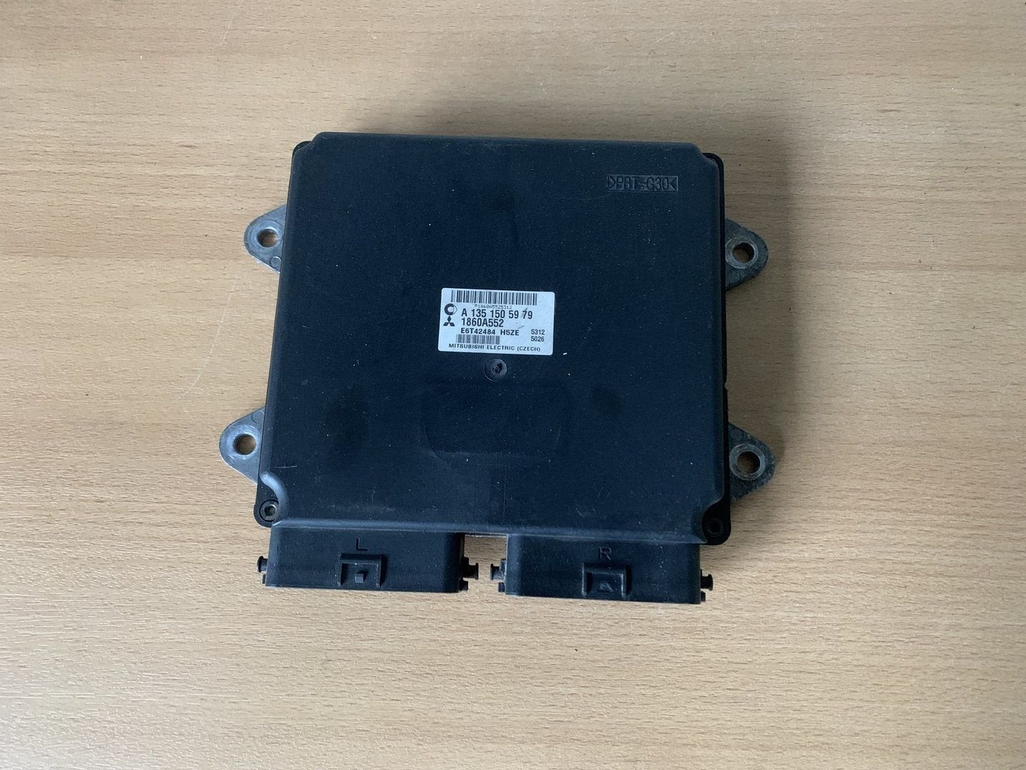ECU computer mitsubishi colt / smart forfour A1351505979, -, Utilisé, Mitsubishi, -