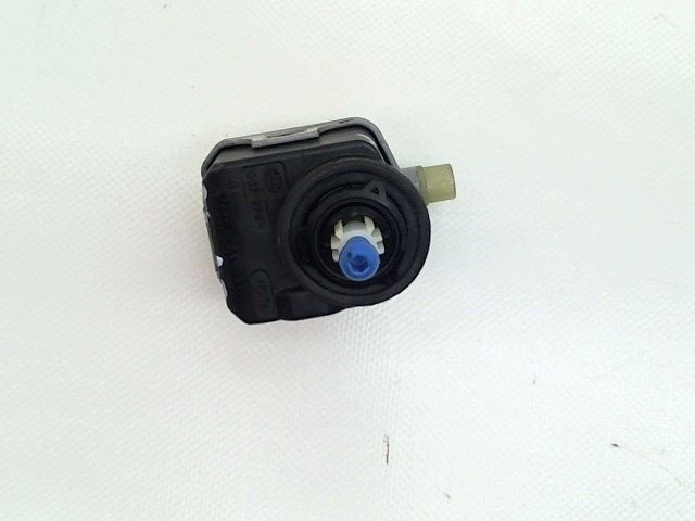 KOPLAMPMOTOR Nissan Almera Tino (V10M) (|007878|), Gebruikt, Nissan