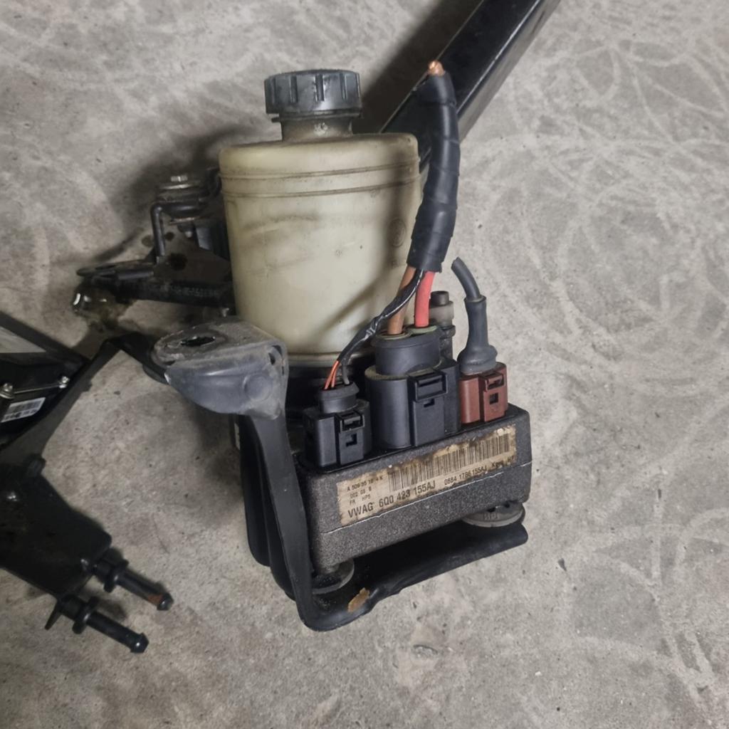 Pompe de  d'érection  vw polo fox  golf  skoda  seat   140€, Enlèvement, Seat