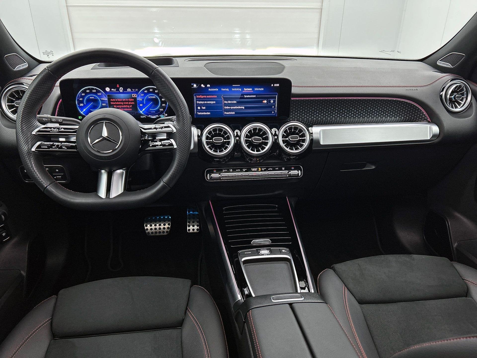 Mercedes-Benz EQB-Klasse 250+ AMG Line | Panoramisch Dak | D, Stof, Gebruikt, 5 zetels, 5 deurs