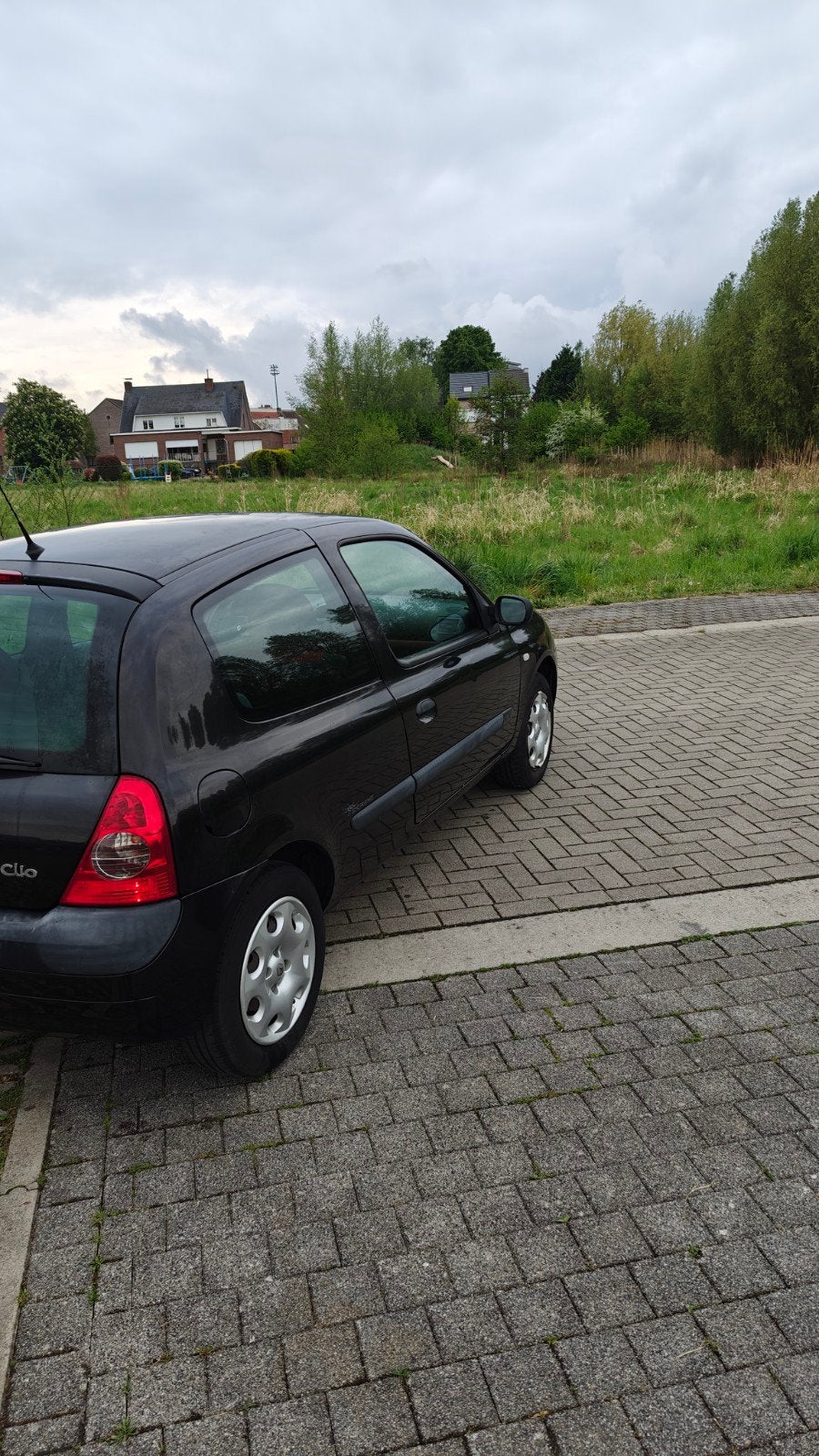 Renault clio 1.2  airco gekeurd voor verkoop, Airbags, Particulier, Clio, Te koop