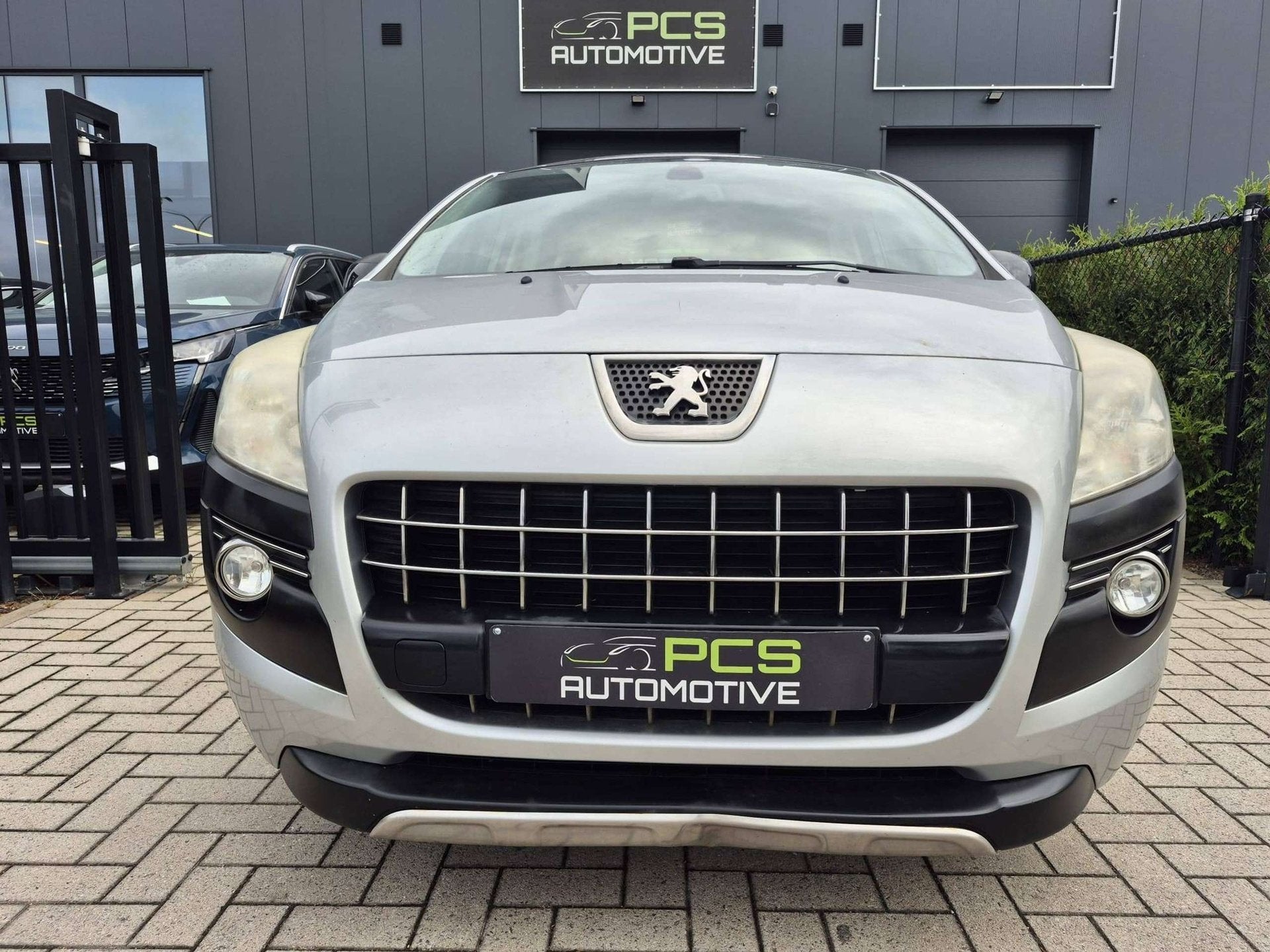 Peugeot 3008 1.6 HDi / Half Automaat / Panoramisch dak / UIT, Autos, Argent ou Gris, Achat, Entreprise, Capteur de stationnement