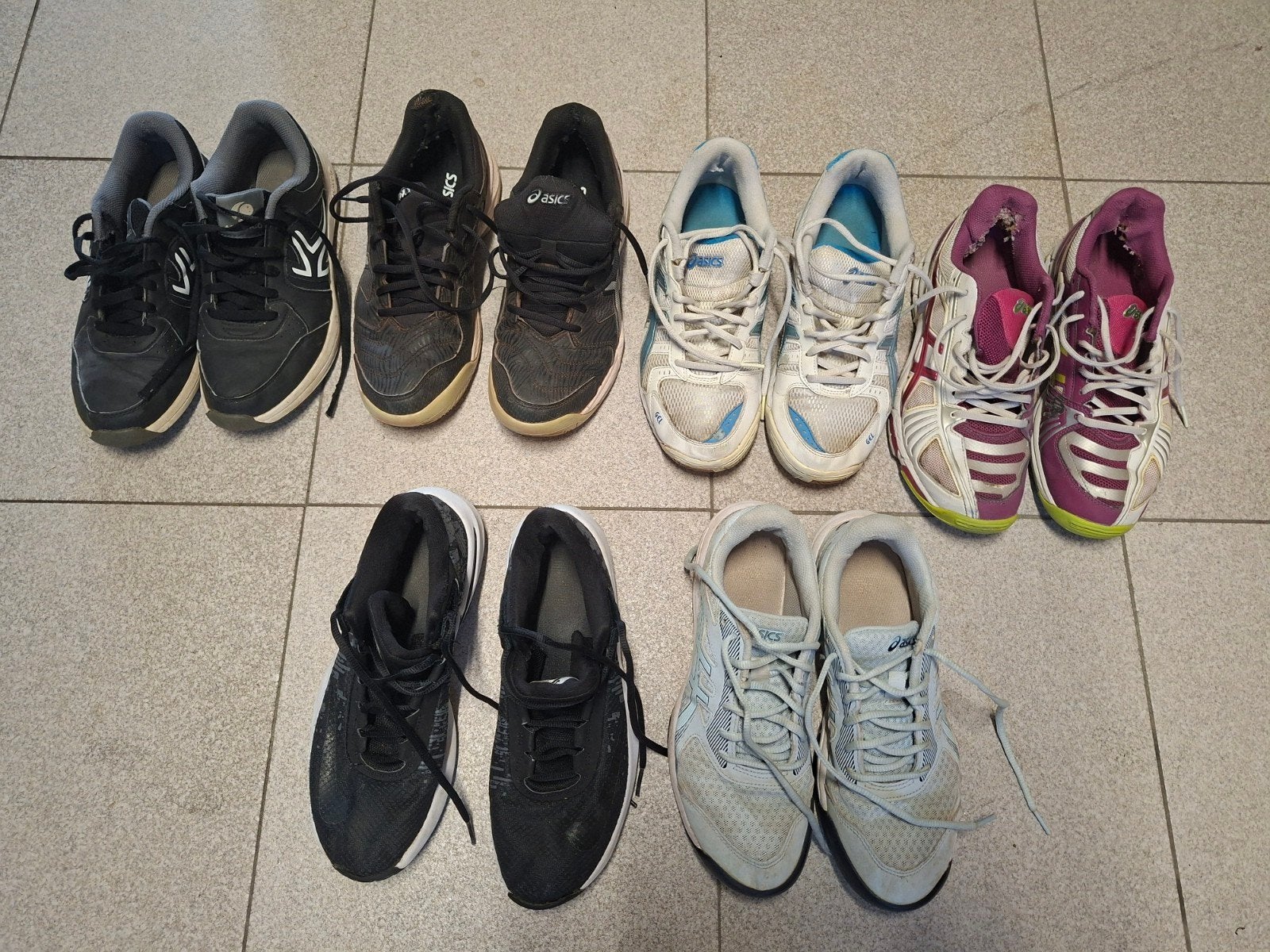 Sportschoenen en sneakers in maat 40 en 41, Enlèvement, Utilisé, Chaussures de sport